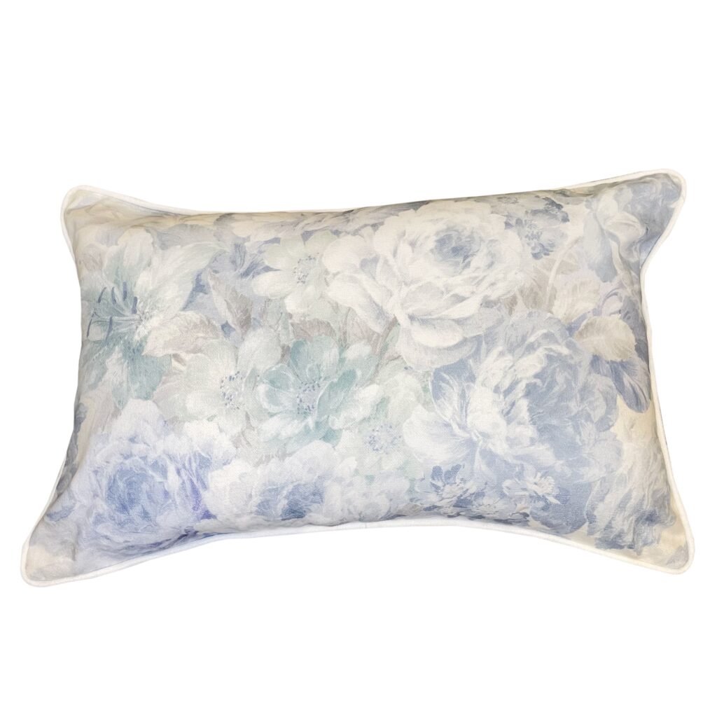 BLOOMING FLORAL PRINT BLUE  WITH STRIPE REVERSE 30 X 45