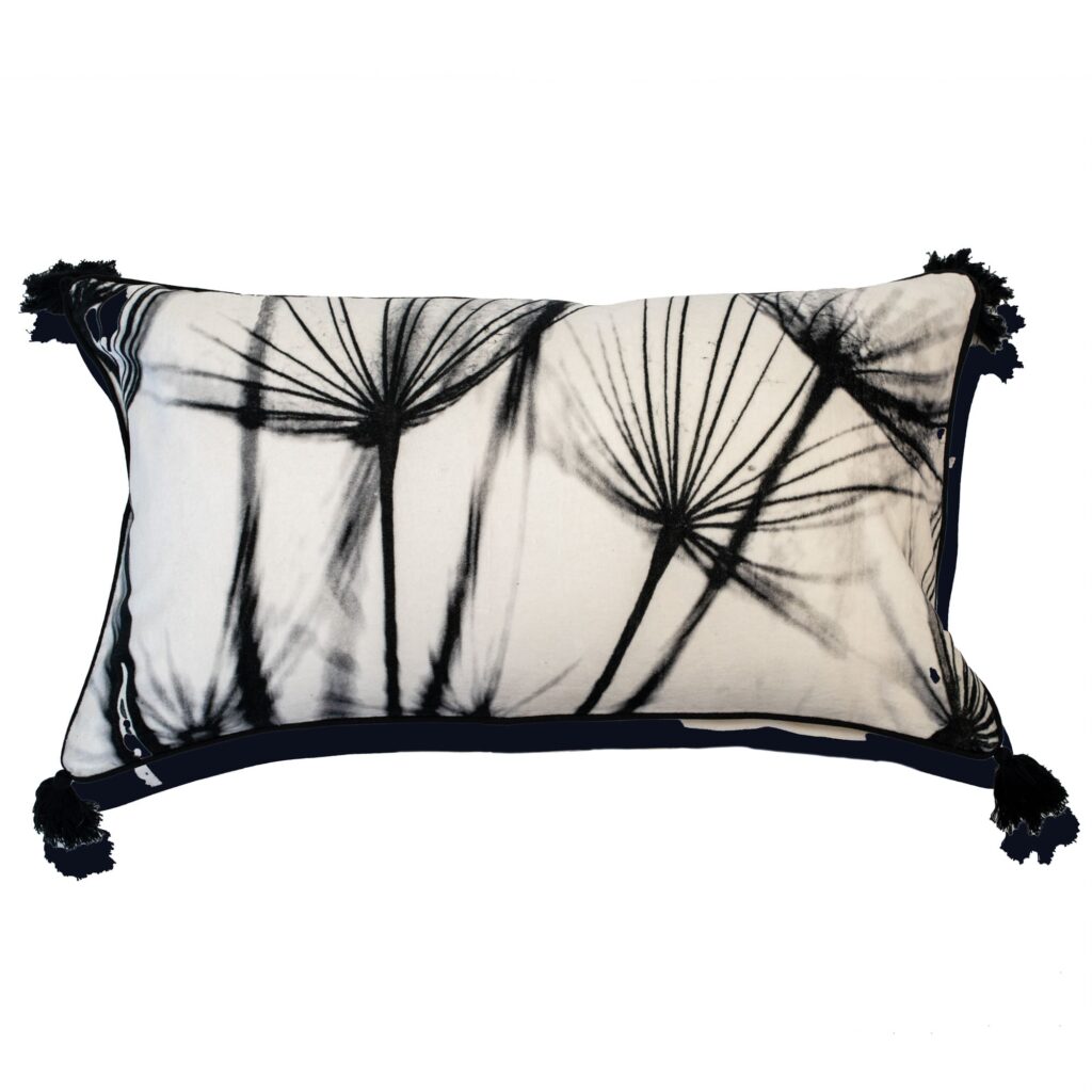 MONO PRINTED DANDELIONS ON VELVET WITH TASSELS 35 X 65