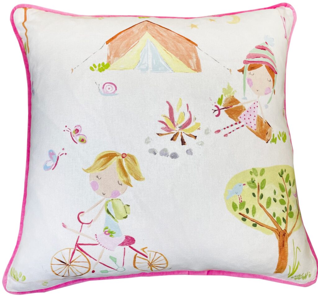 CHILDRENS CAMPSITE PRINT WITH STRIPE REVERSE 45 X 45