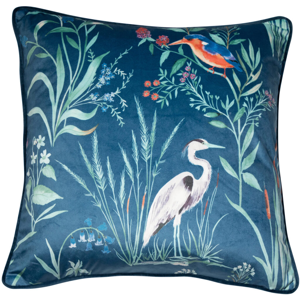 TEAL HERON 45 X 45