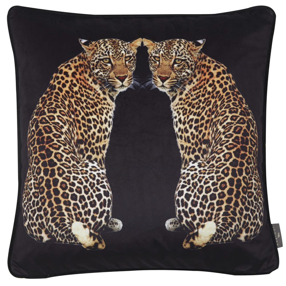 PRINTED LEOPARDS ON BLACK VELVET 45 X 45