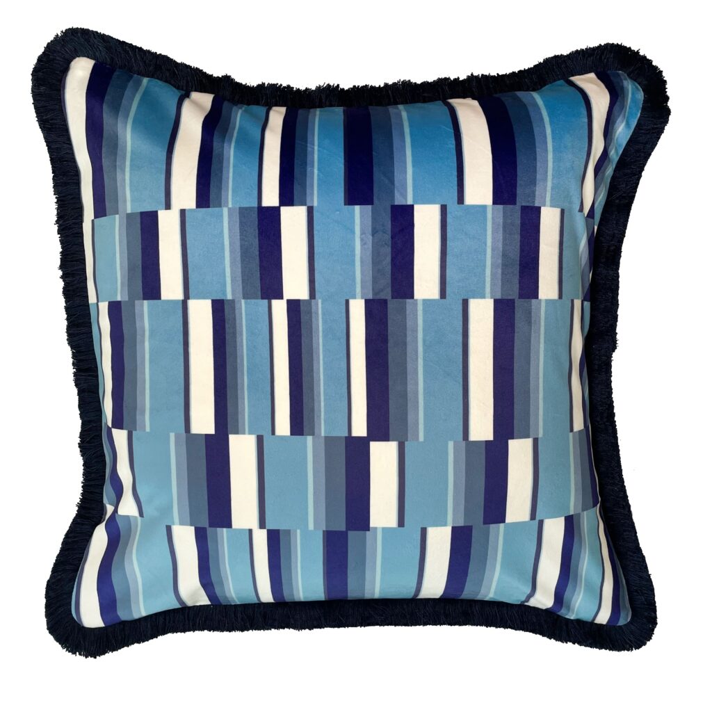 GEO LINES BLUE 45 X 45