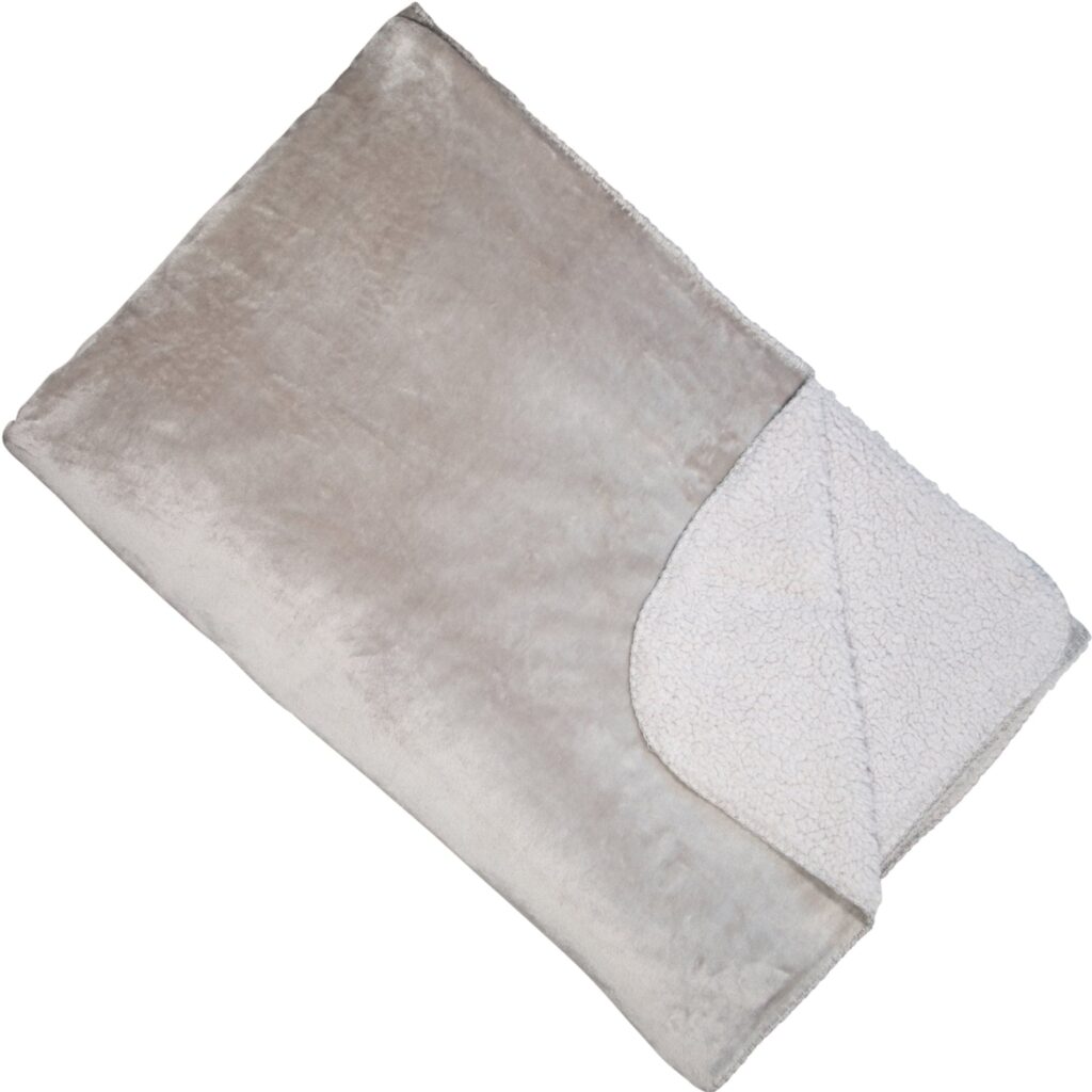 SOFTEST FLEECE THROW SILVER 150 X 200