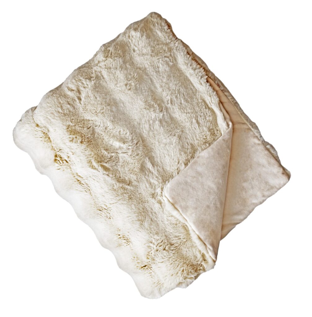 SOFT  SQUARETEXTURED THROW IN FAUX RABBIT NATURAL  150 X 20