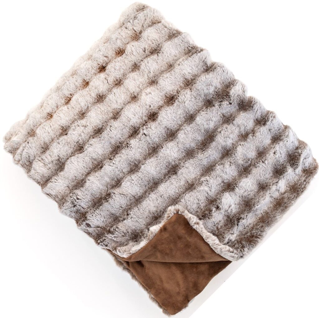 SOFT  SQUARE TEXTURED THROW IN FAUX RABBIT TAUPE 150 X 200
